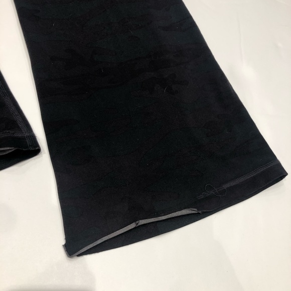 Lululemon size 6 women’s tracksuit - Picture 12 of 12